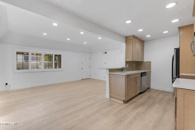 Building Photo - 1202 Landsburn Cir