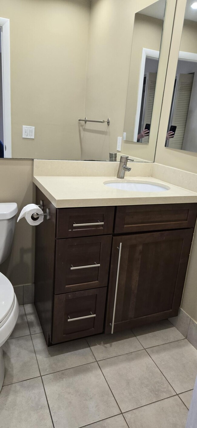Building Photo - 752 Normandy Trail