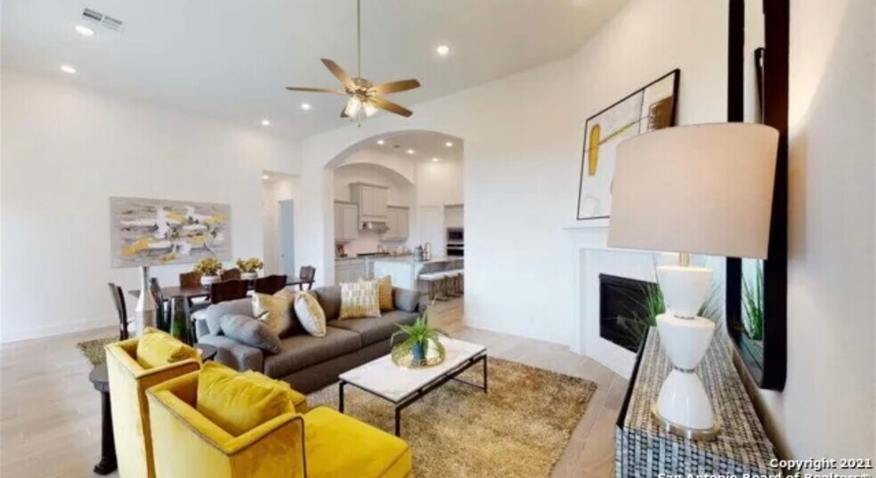 Living room/Dining room - 4102 Canaleta