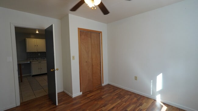Building Photo - 4514 Lake Pleasant Rd S