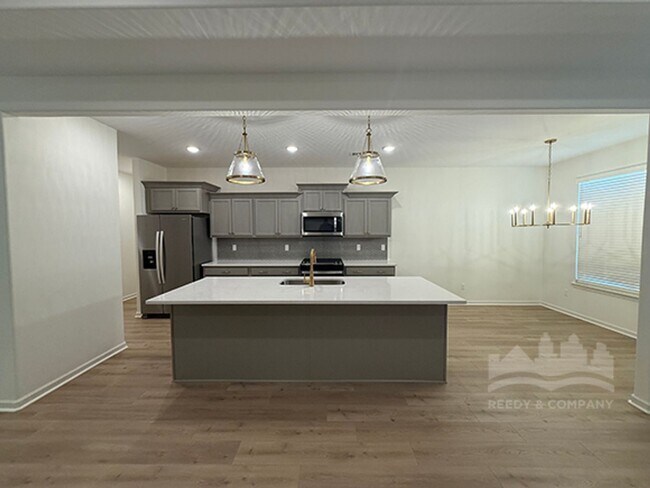 Building Photo - Beautiful NEW BUILD in Cordova!