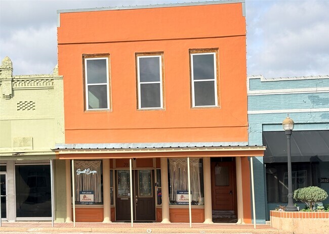 Building Photo - 2036 Avenue F