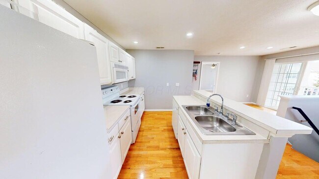 Building Photo - 5604 Vintage Pl