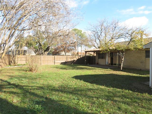 Building Photo - 1234 Briarcove Dr