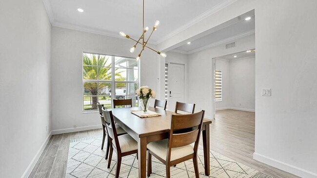 Building Photo - 601 Hookline Cir