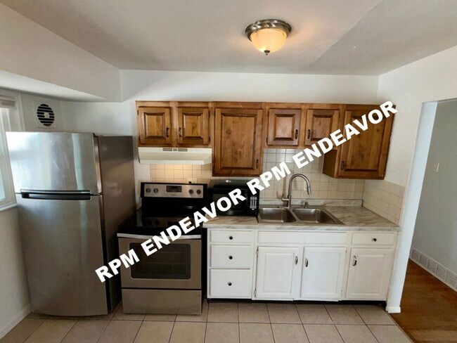 Building Photo - 429 Midlothian Rd