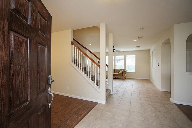 Building Photo - 29619 S Legends Bend Dr