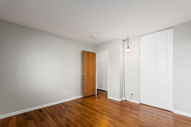 Building Photo - 5340 Carolyn Dr