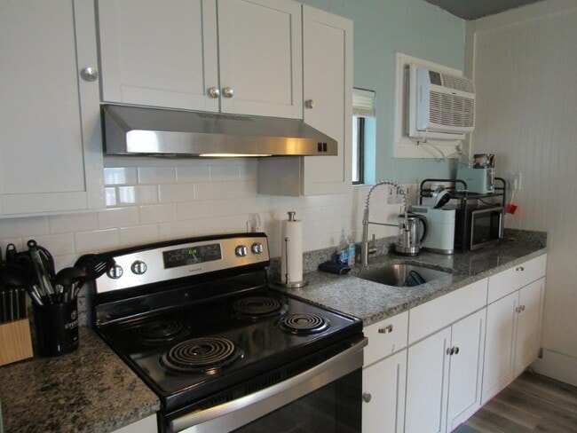 Building Photo - 1524 S Ocean Blvd
