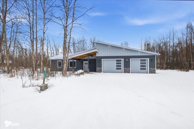 Building Photo - Fully ADA Accessible Home!