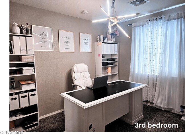 Building Photo - 14446 Jasmin Maribel Dr