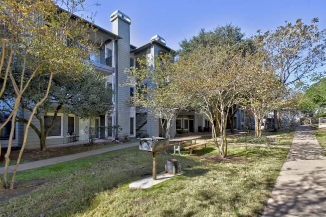 Building Photo - 1 bedroom in Austin TX 78736