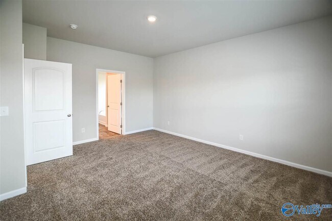 Building Photo - 110 Delilah Ln