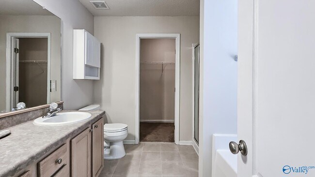 Building Photo - 111 Artesian Ln NW