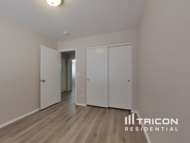 Building Photo - 13261 W Paradise Ln