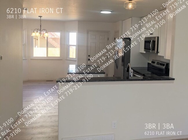Building Photo - 6210 Flat Iron Ct