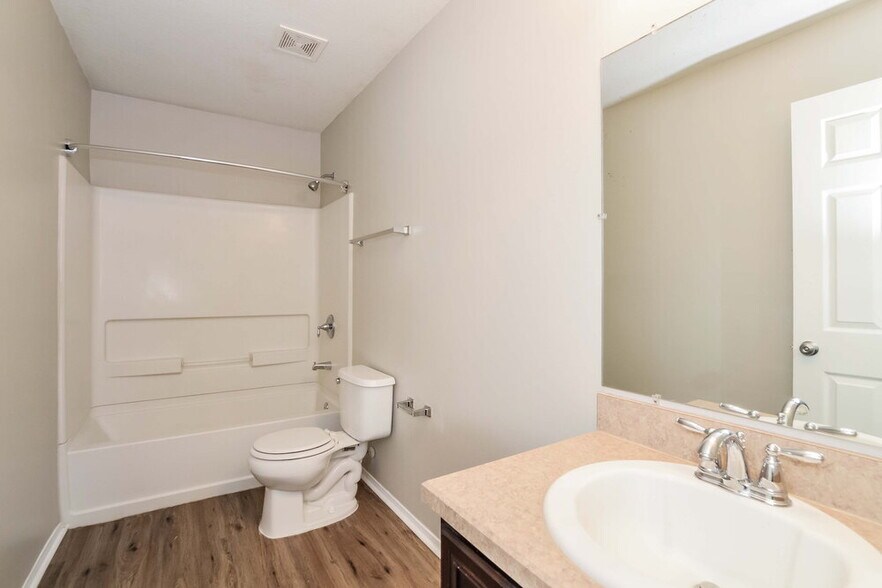 Building Photo - 2857 Breezy Meadow Rd