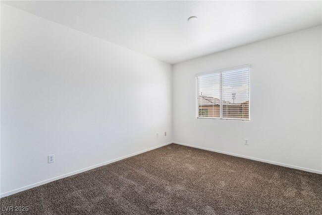 Building Photo - 4935 Gingerlyn St