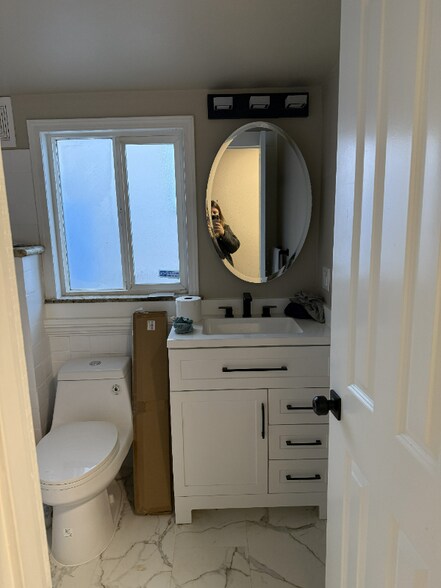 Building Photo - 1831 Madison St