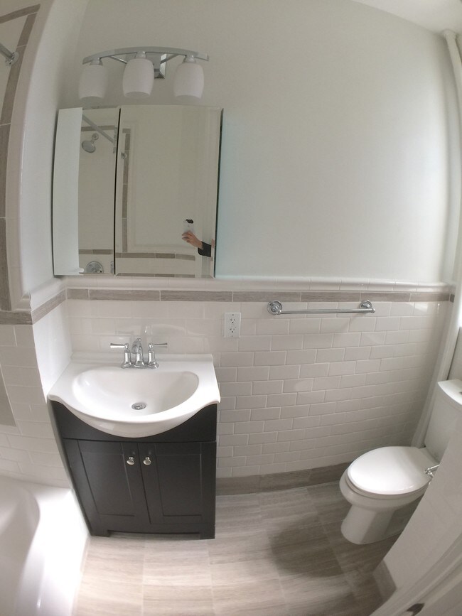 Floorplan - 658-666 West 188th
