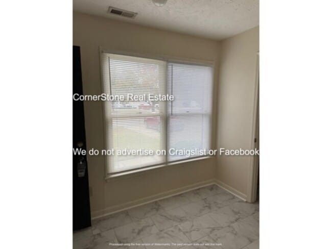 Building Photo - 422 Murray Fork Dr