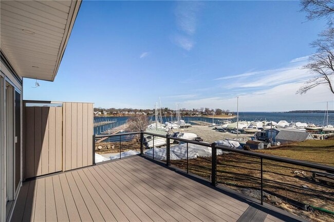 Building Photo - 47 Arnolds Neck Dr