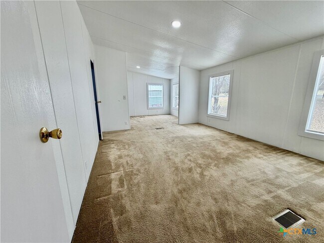 Building Photo - 831 Rolling Block Dr