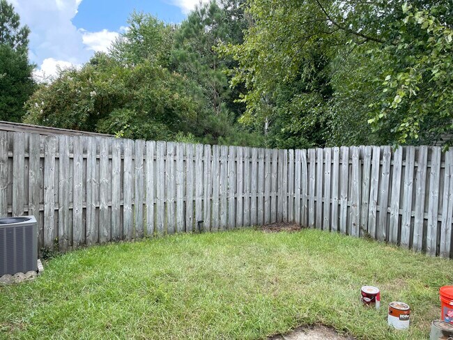 Building Photo - 1310 Triple Tree Ln SW