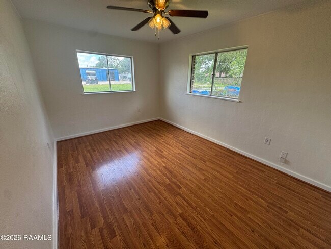 Building Photo - 206 Guilbeau Rd