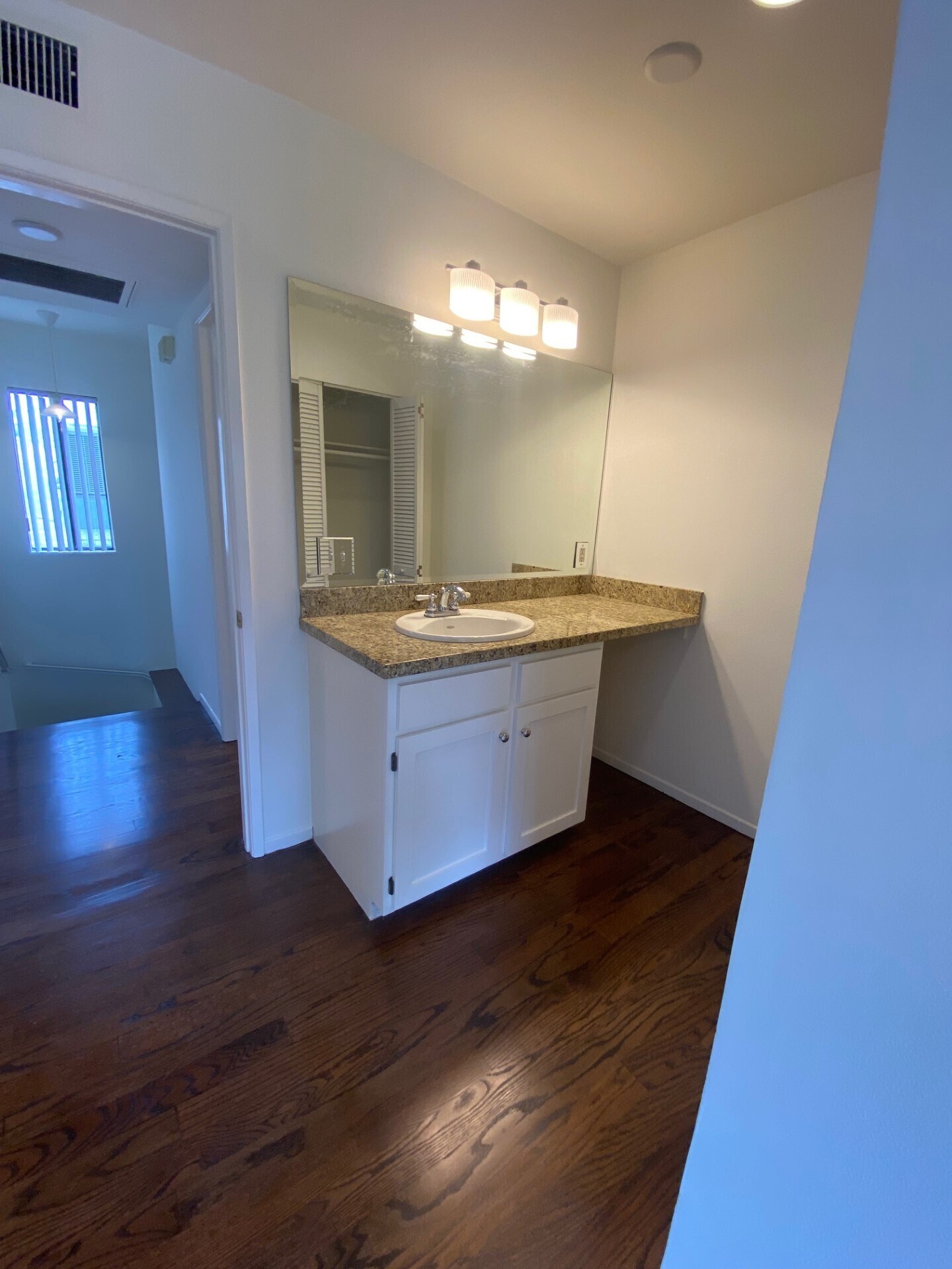 opposite view of dressing area - 10330 Riverside Dr
