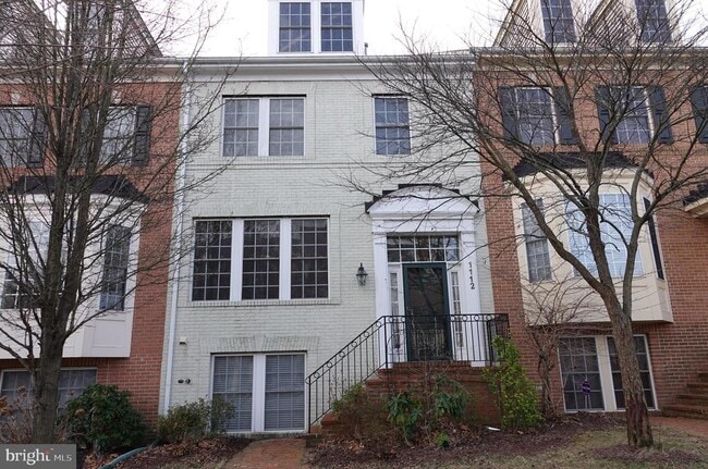 Building Photo - 1112 Pleasant Dr