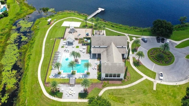 Building Photo - 15699 Panther Lake Dr