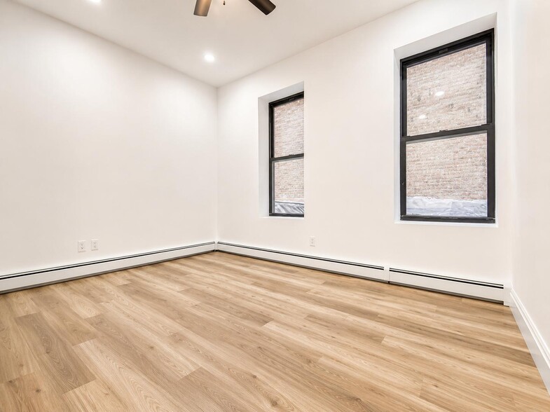 Building Photo - 44 MacDonough St