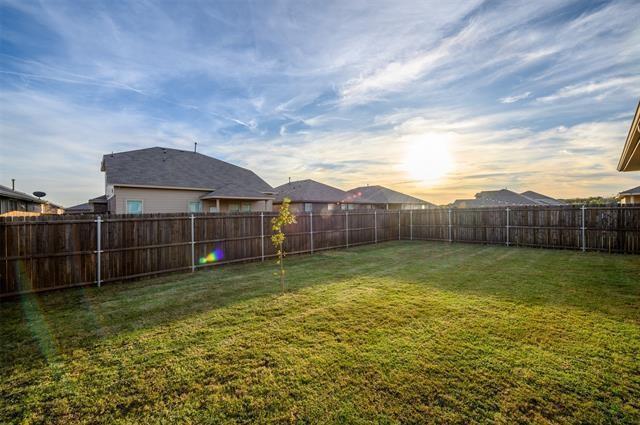 Building Photo - 225 Red Fox Ln