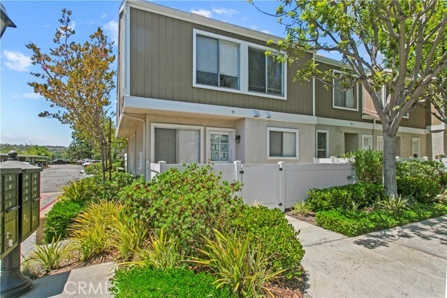 Primary Photo - 97 Abbeywood Ln