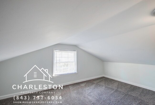 Building Photo - 605 Michigan Ct