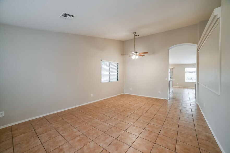 Building Photo - 12737 W Calavar Rd