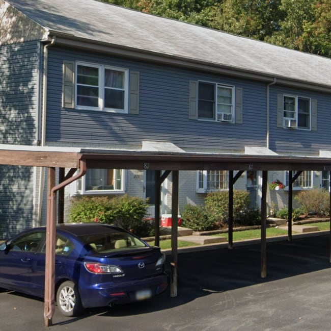 Building Photo - Mary Ellen Lane-2093 (Woods Edge-CREM) *