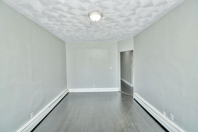 Building Photo - 9A Ruthven St