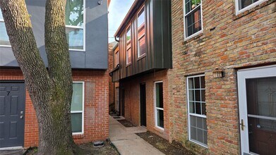 Building Photo - 1205 Autrey St