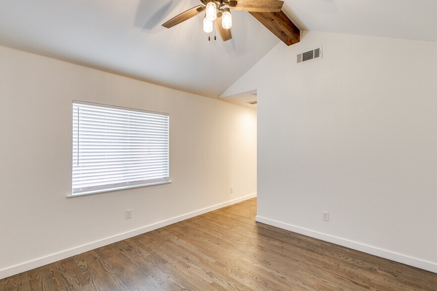 Building Photo - 3012 NW 44th St