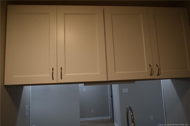 Building Photo - 668 Bartons Landing Pl