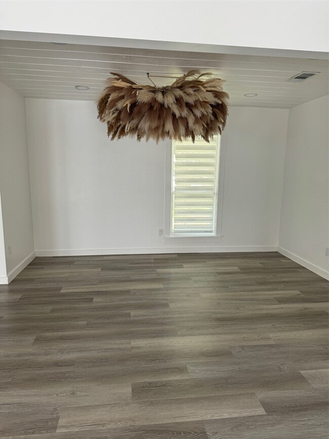 Building Photo - 14007 Dominique Dr