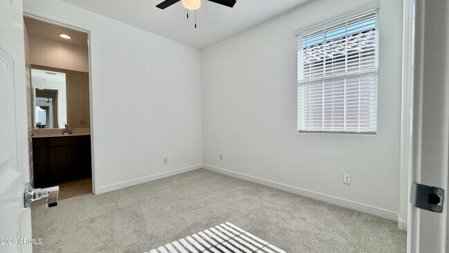 Building Photo - 9741 W Catalina Dr