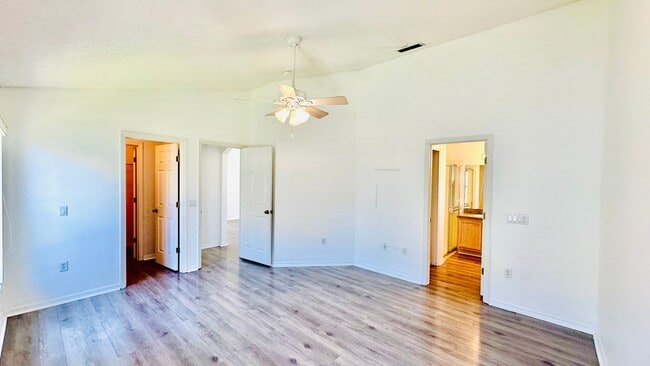 Building Photo - Relax & recharge in this Charming 3Bedroom...