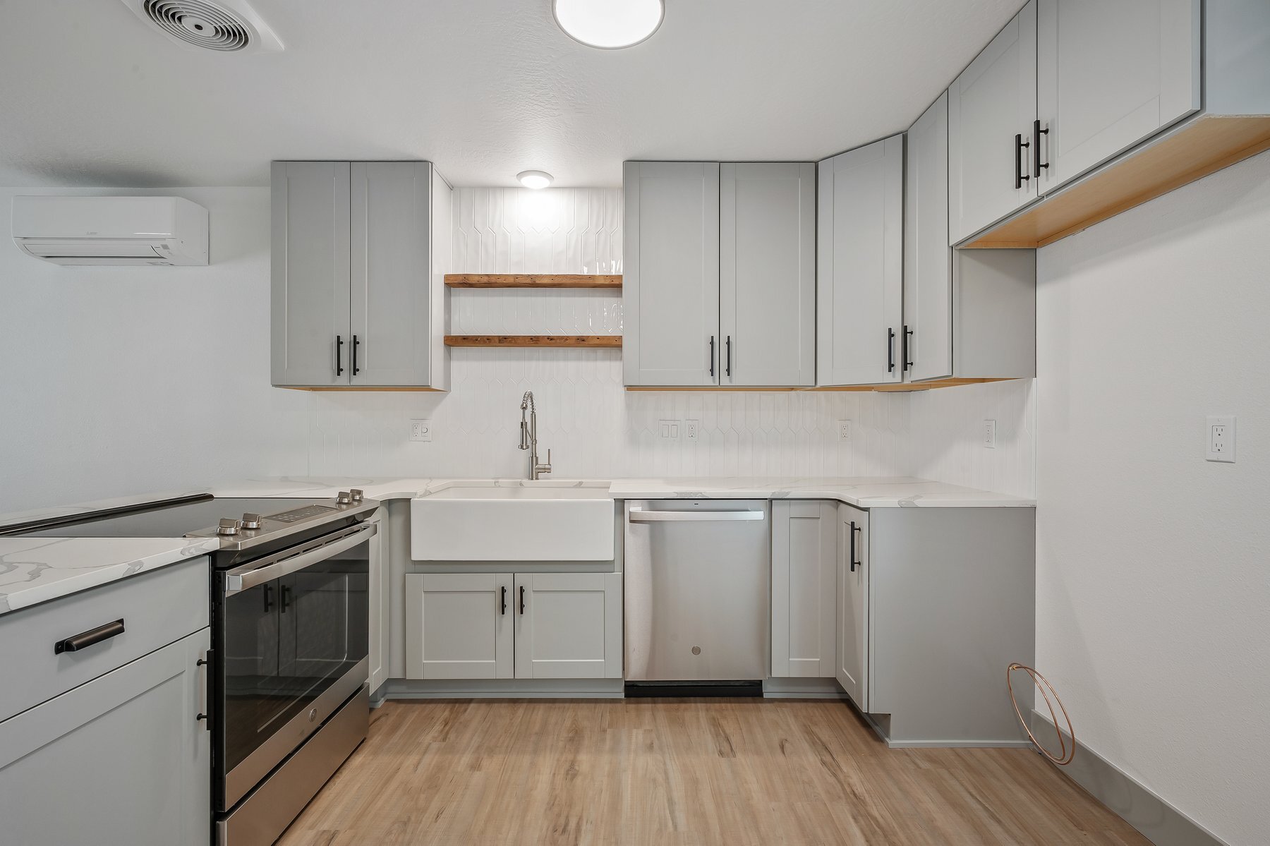 Fridge is INCLUDED - 1420 E Homestead Ave