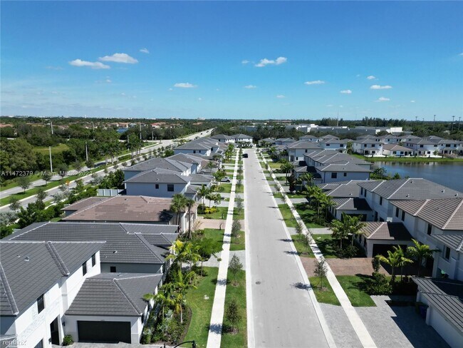 Building Photo - 4 br, 3 bath House - 17507 SW 41st St
