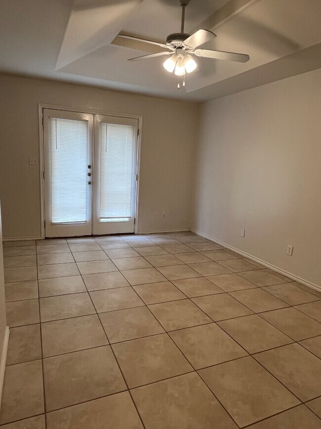 Building Photo - 20792 Alta Vista Ct