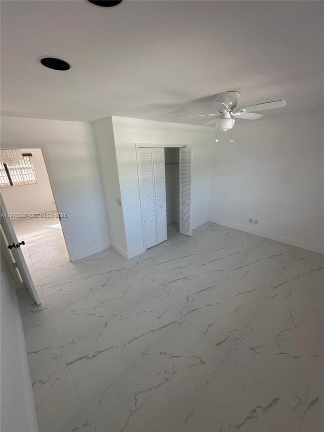 Building Photo - 1445 Grant St