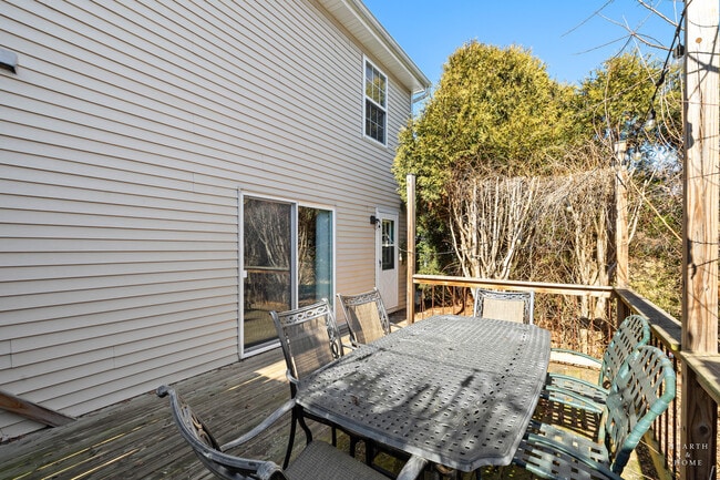 Building Photo - 3024 Max Ct